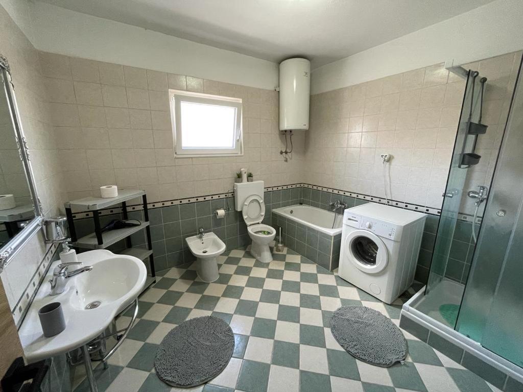 Apartman Kurtov Daire Pakoštane Dış mekan fotoğraf